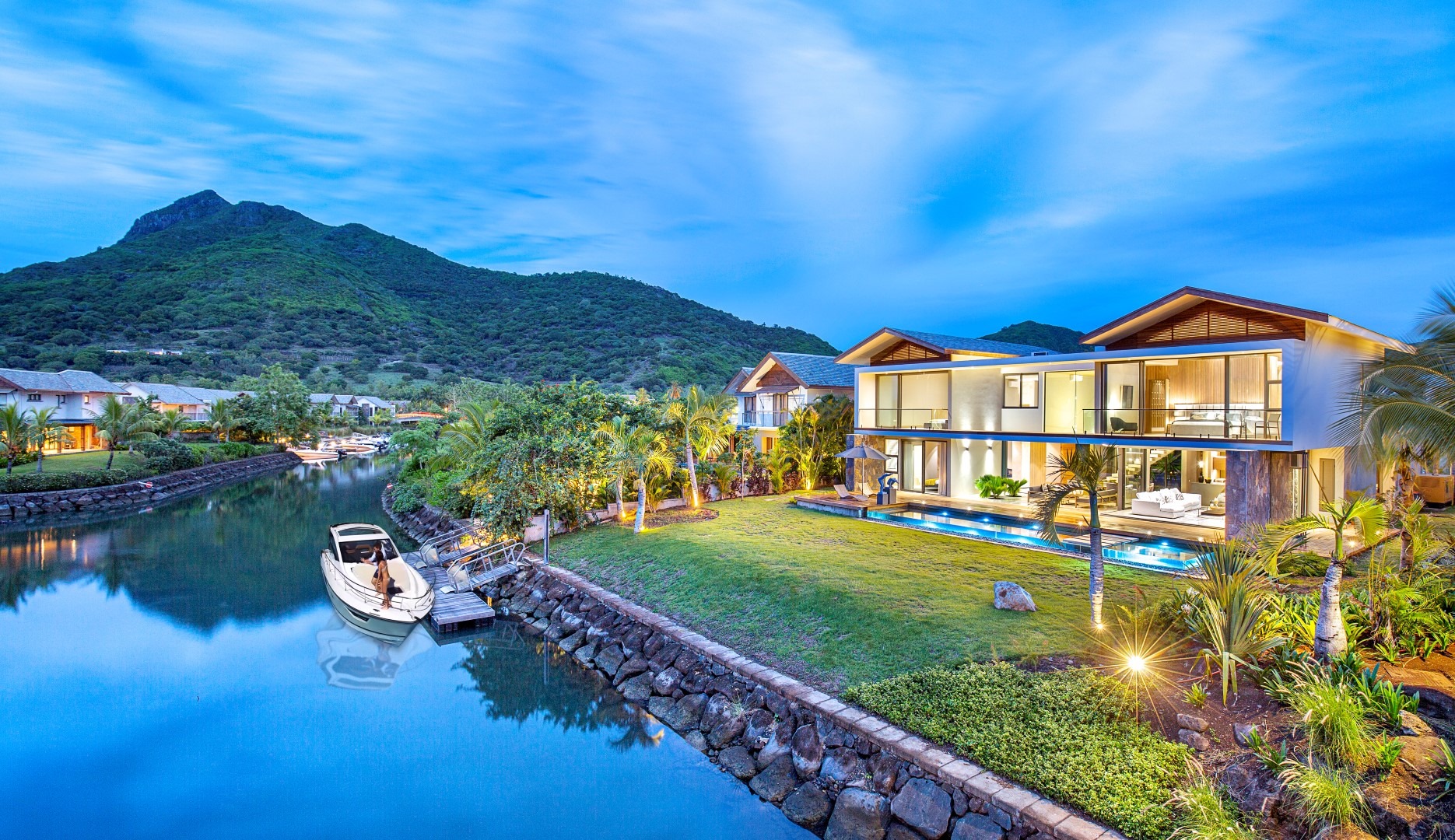 luxury villa in mauritius balise marina